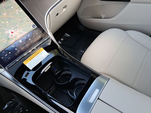 New 2026 Mercedes-Benz GLC 300 4MATIC image 26