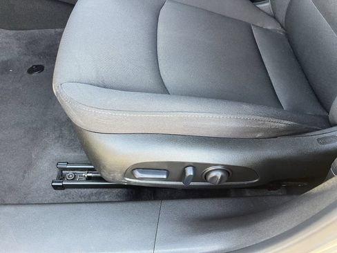 Used 2024 Chevrolet Malibu LT FWD image 20