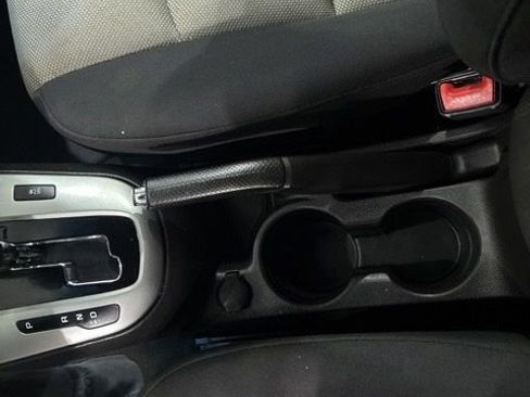 Used 2016 Chevrolet Cruze LS FWD image 27