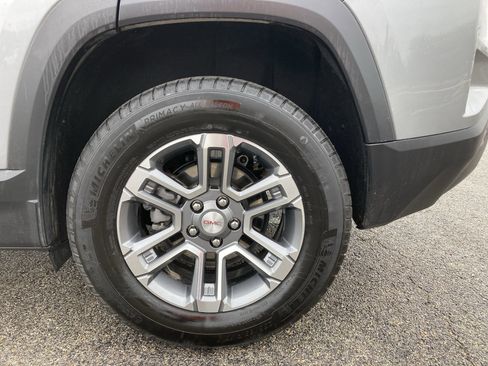 Used 2025 GMC Terrain Elevation image 19