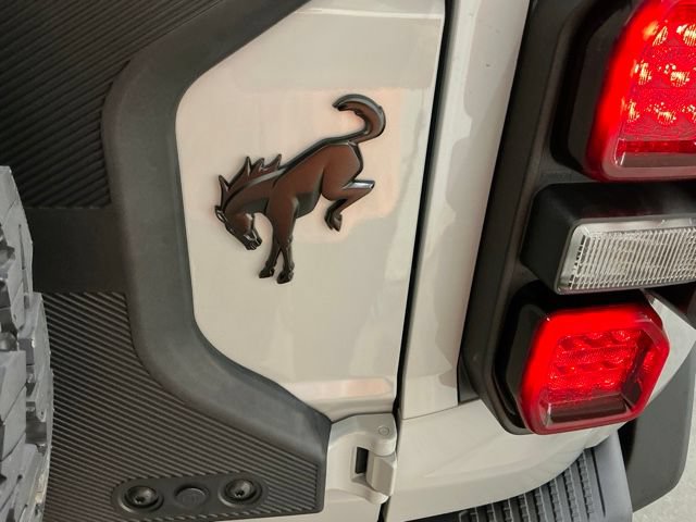 New 2026 Ford Bronco Raptor w/ Interior Carbon Fiber Pack AWD/4WD image 6