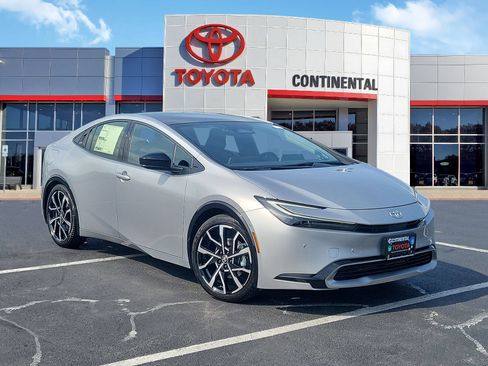 New 2026 Toyota Prius Plug-In Hybrid FWD image 1