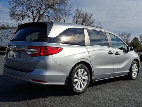 Used 2018 Honda Odyssey LX image 9