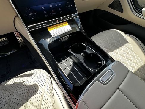 New 2026 Mercedes-Benz S 580 4MATIC Sedan image 32