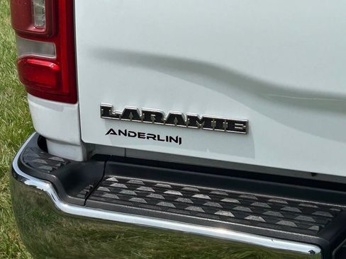 Used 2019 RAM 2500 Laramie AWD/4WD image 5