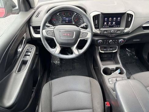 Used 2024 GMC Terrain SLE w/ Driver Convenience Package AWD/4WD image 28