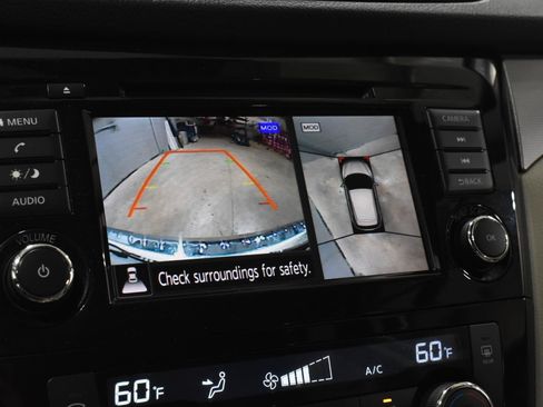 Used 2020 Nissan Rogue Sport SV w/ Technology Package FWD image 14