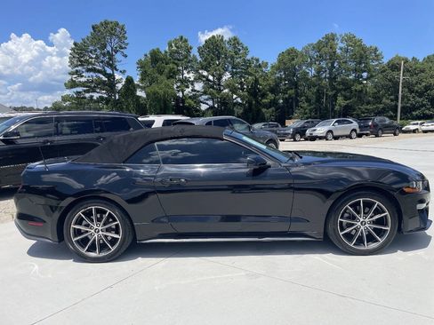 Used 2019 Ford Mustang Premium w/ Equipment Group 201A RWD image 8