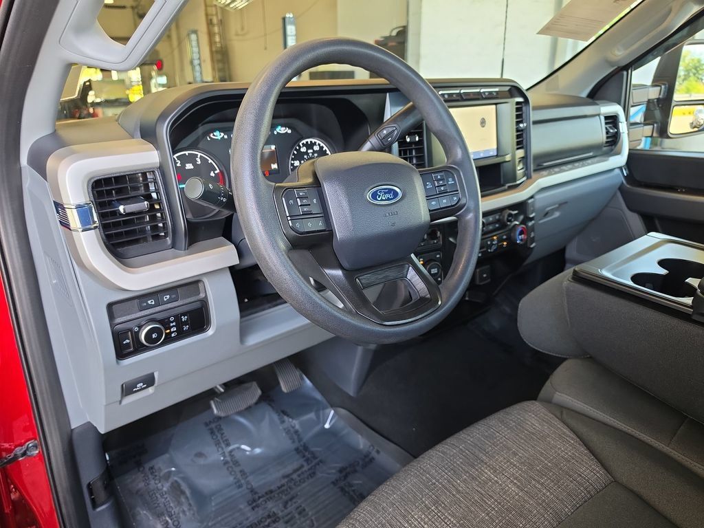 Used 2023 Ford F350 XLT w/ 360-Degree Camera Package AWD/4WD image 10