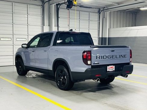 New 2026 Honda Ridgeline Black Edition image 18