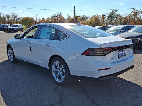 New 2025 Honda Accord LX image 3