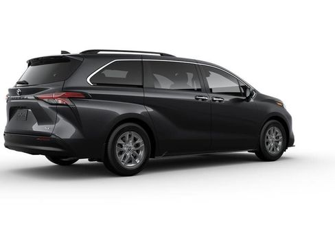 New 2025 Toyota Sienna XLE image 10