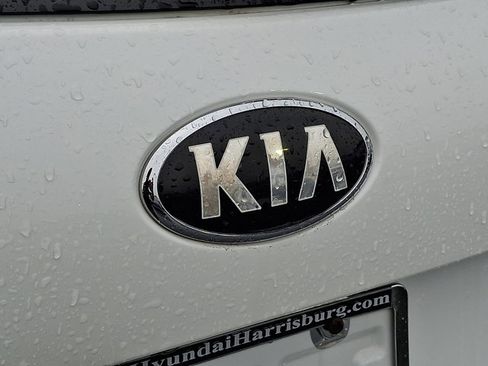 Used 2019 Kia Sorento AWD V6 image 29