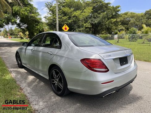 Used 2019 Mercedes-Benz E 300 image 11