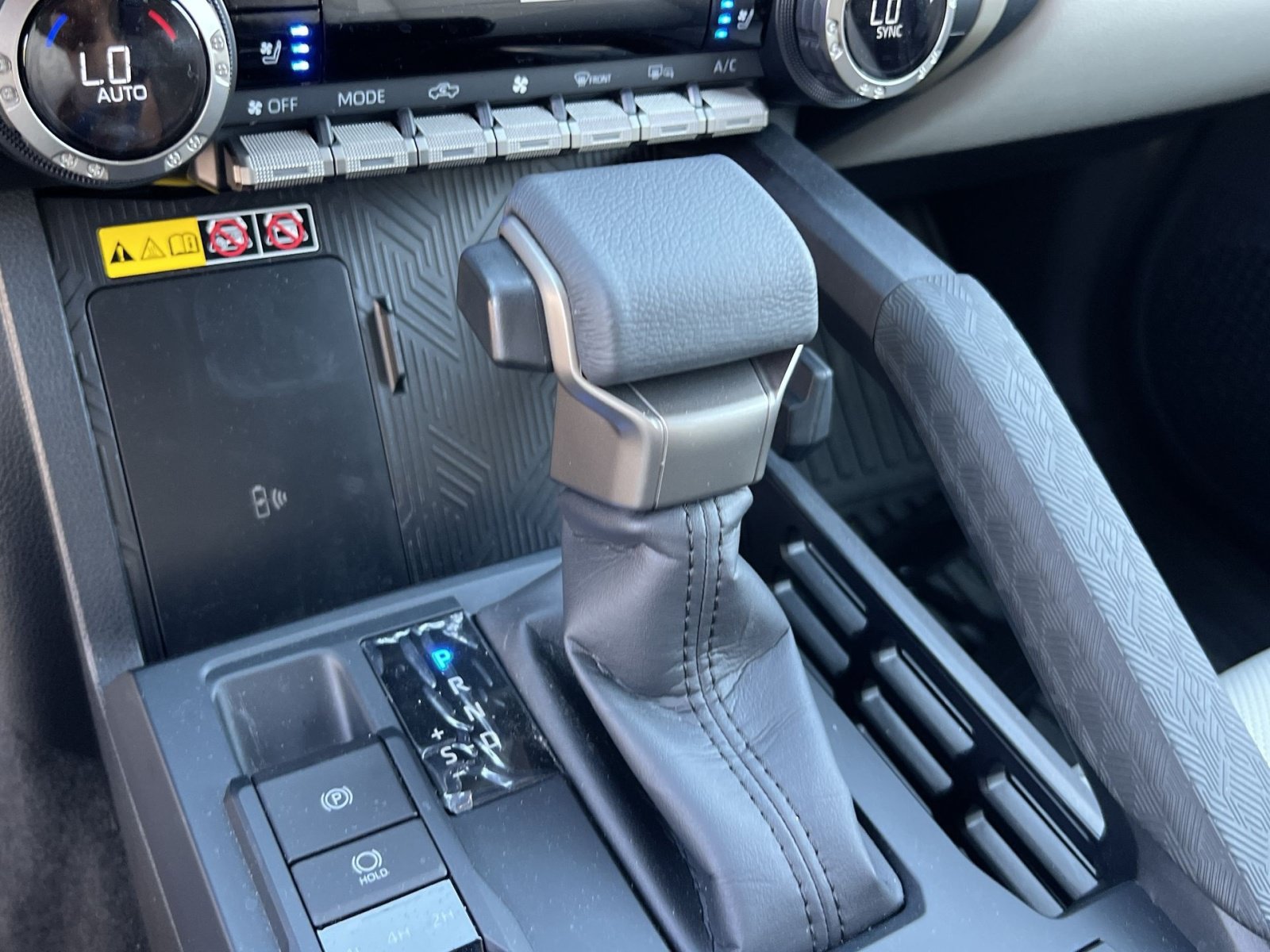 Used 2026 Toyota Tacoma Limited AWD/4WD image 21