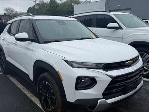 Used 2021 Chevrolet TrailBlazer LT w/ Sun and Liftgate Package AWD/4WD image 8