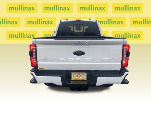 New 2025 Ford F250 Lariat w/ Lariat Ultimate Package AWD/4WD image 4