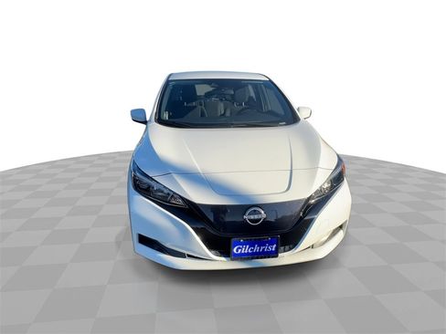 Used 2023 Nissan Leaf S image 3