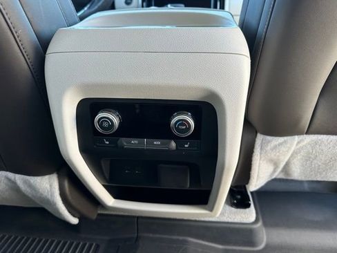 Used 2024 GMC Acadia Denali image 35