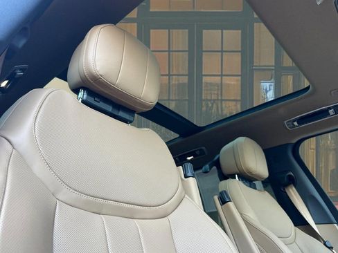 New 2026 Land Rover Range Rover SE AWD/4WD image 15