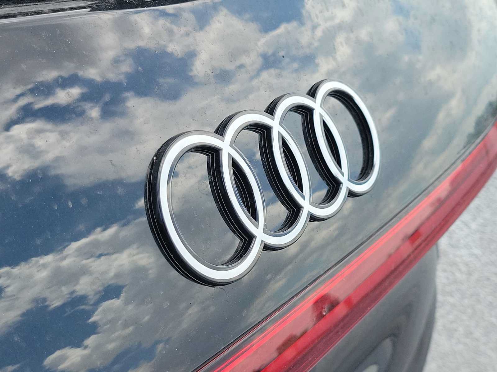 New 2026 Audi Q5 Premium Plus AWD/4WD image 10