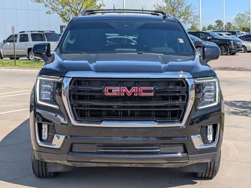 Used 2023 GMC Yukon XL SLE AWD/4WD image 9