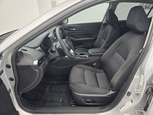 Used 2020 Nissan Altima 2.5 S FWD image 9