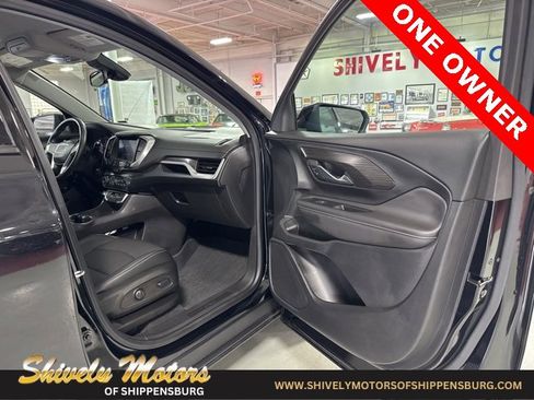 Used 2022 GMC Terrain SLT w/ Tech Package image 39