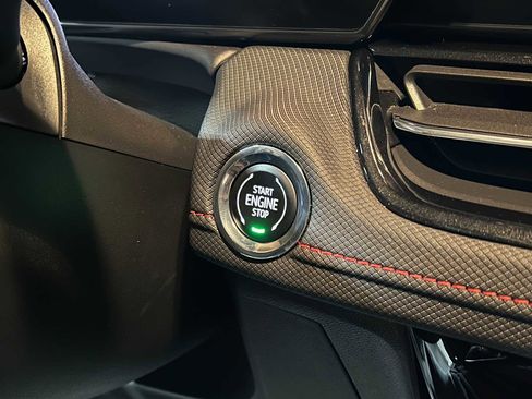 Used 2024 Chevrolet TrailBlazer RS w/ Convenience Package image 30