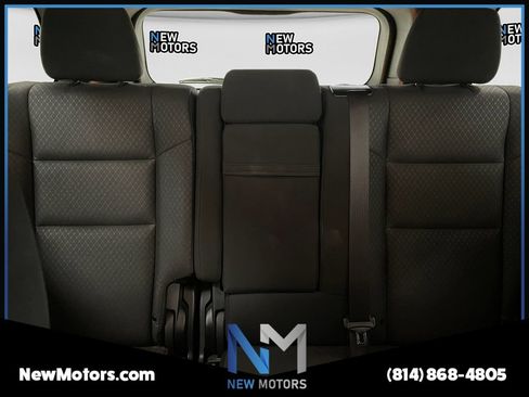 Used 2020 Jeep Grand Cherokee Laredo w/ Security & Convenience Group AWD/4WD image 15