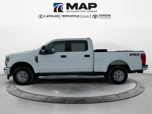 Used 2022 Ford F250 XL w/ Power Equipment Group image 2