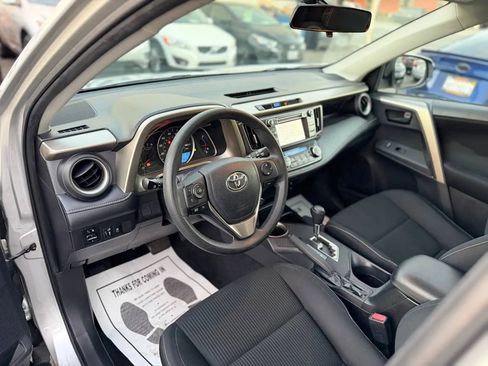 Used 2013 Toyota RAV4 XLE image 23