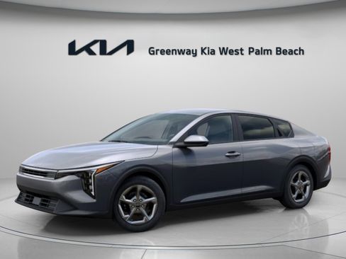 New 2026 Kia K4 LXS image 4