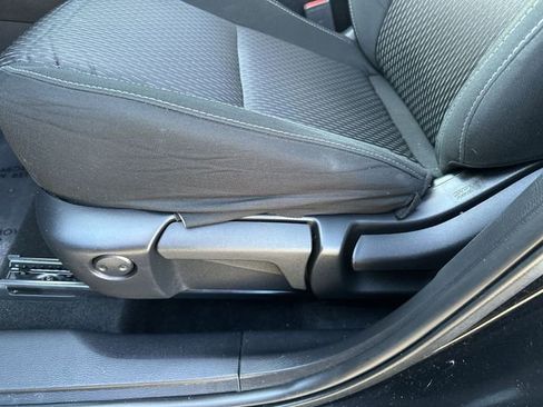 Used 2024 Mitsubishi Outlander ES AWD/4WD image 16