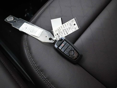 New 2026 Ford Explorer Platinum image 44