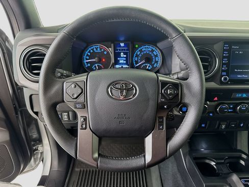 Used 2023 Toyota Tacoma TRD Off-Road AWD/4WD image 13