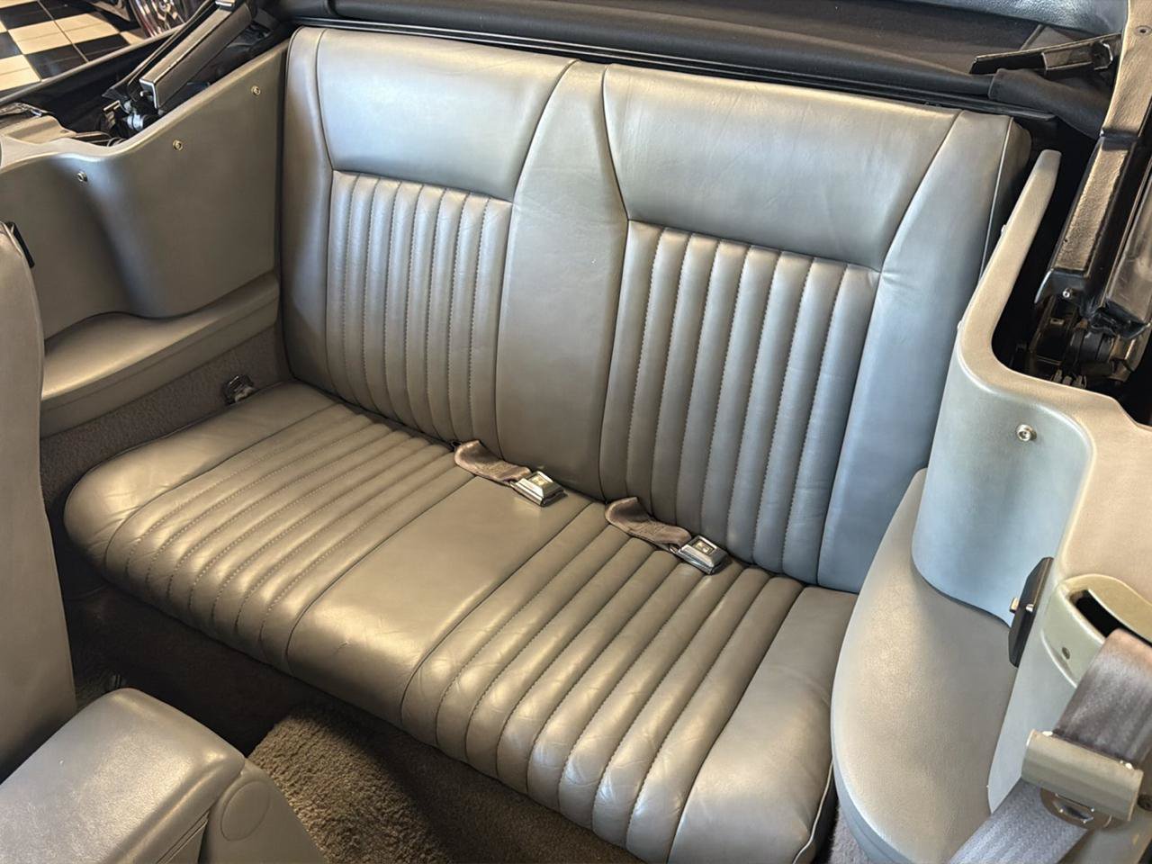 Used 1988 Ford Mustang GT RWD image 21