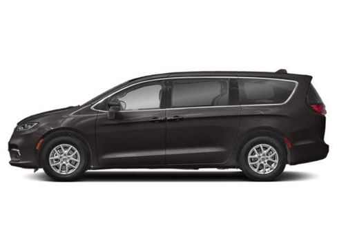 Used 2023 Chrysler Pacifica Touring-L FWD image 3