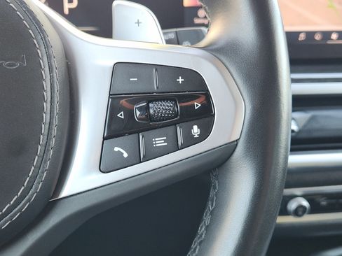 Used 2024 BMW X7 xDrive40i w/ M Sport Package image 29