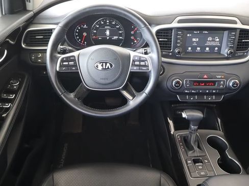 Used 2020 Kia Sorento EX FWD image 21