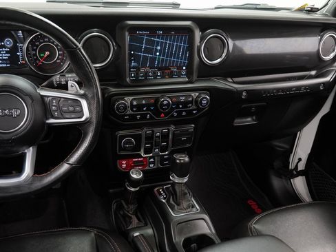 Certified 2021 Jeep Wrangler Unlimited Rubicon w/ Xtreme Recon 35" Tire Package image 28