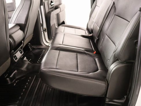 Used 2020 Chevrolet Silverado 2500 W/T w/ WT Fleet Convenience Package image 11