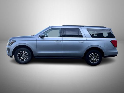 Used 2024 Ford Expedition Max XLT image 8