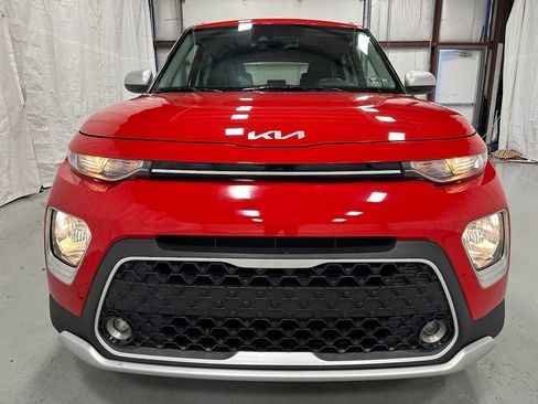 Used 2022 Kia Soul X-Line FWD image 2