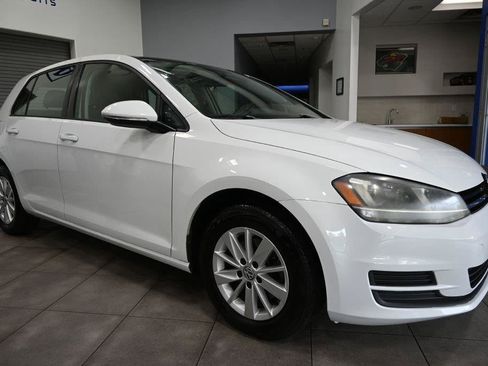 Used 2015 Volkswagen Golf S w/ Lighting Package FWD image 7