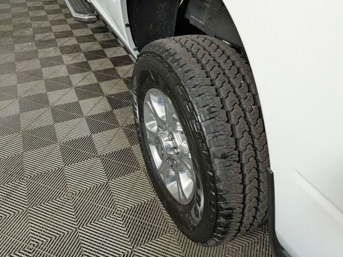 Certified 2024 RAM 2500 Big Horn AWD/4WD image 12