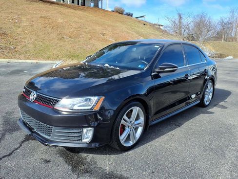 Used 2015 Volkswagen Jetta GLI SEL image 11