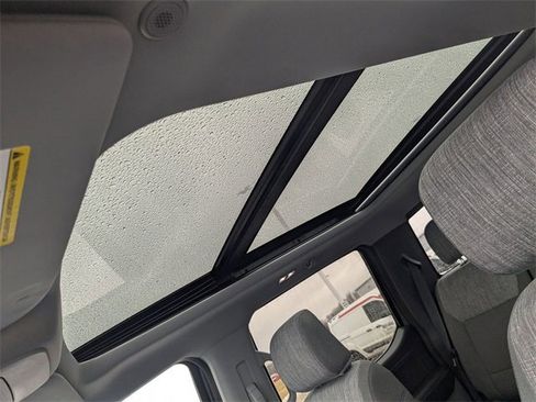 Used 2022 Ford F150 XLT w/ Equipment Group 302A High image 16