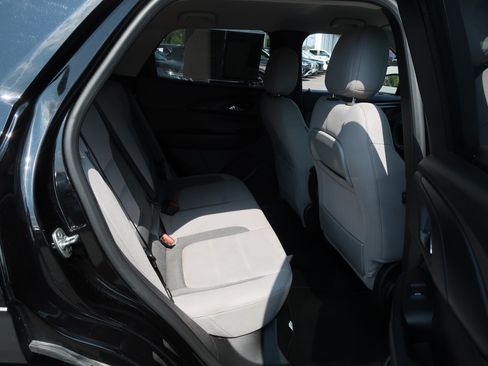 Used 2024 Chevrolet TrailBlazer LT AWD/4WD image 38
