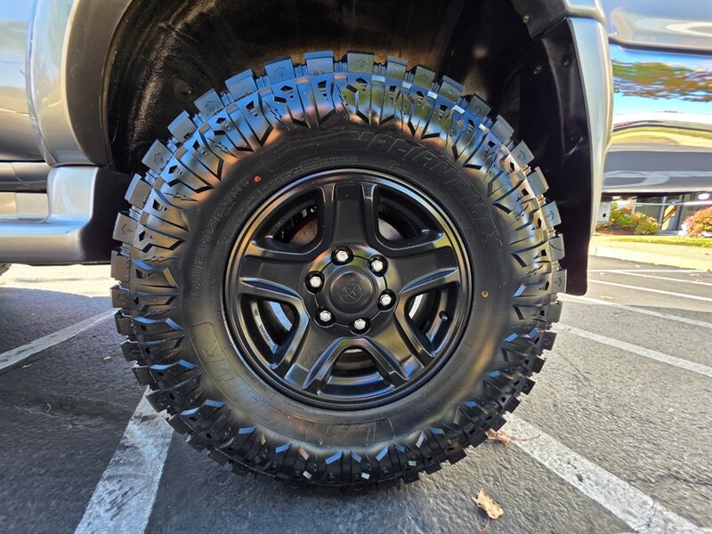 Used 2001 Toyota 4Runner SR5 AWD/4WD image 48